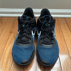 Nike Kevin Durant men’s basketball sneakers